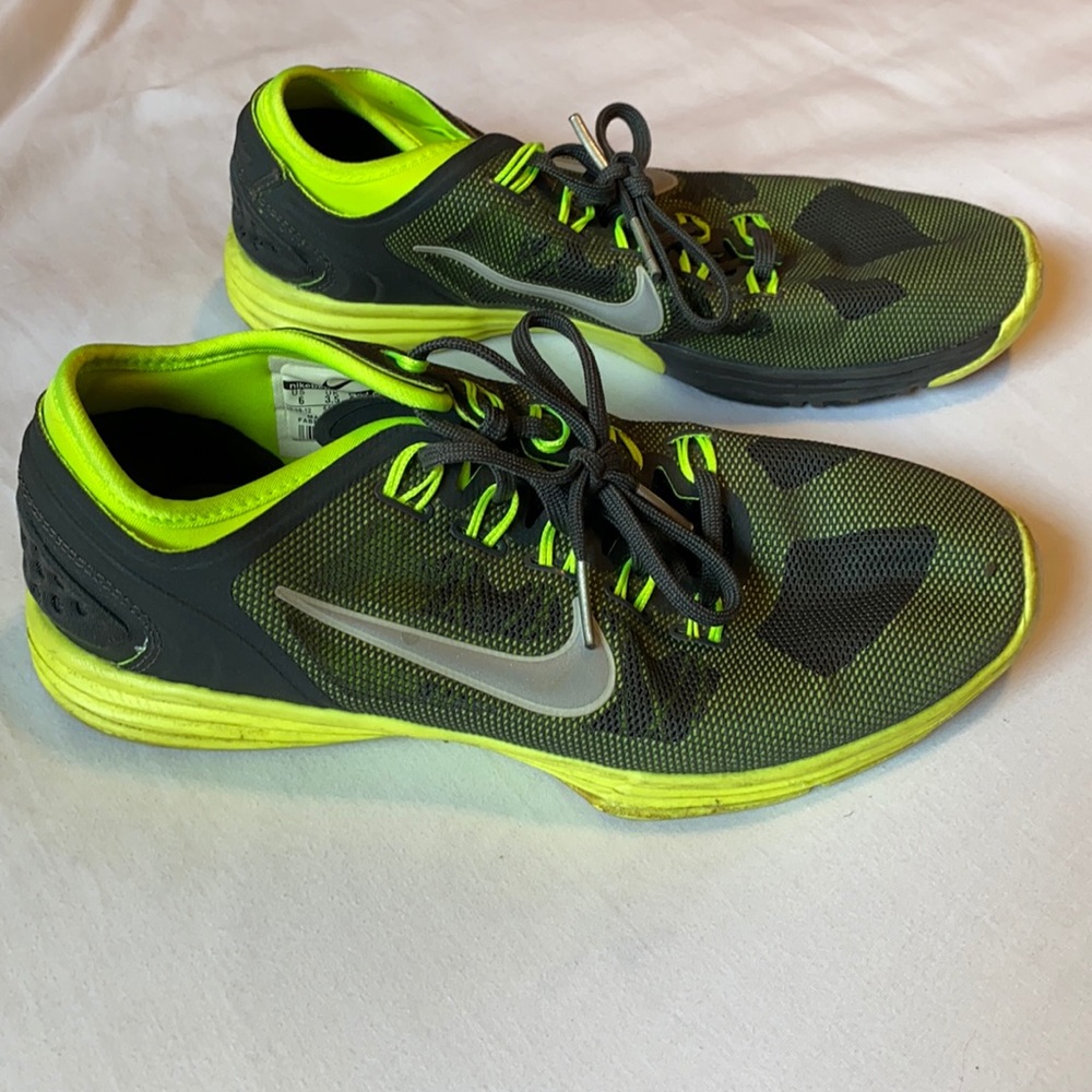 Nike Women’s Running Sneakers - Black